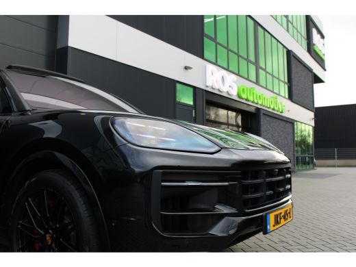 Porsche Cayenne 3.0 E-Hybrid | BTW | PANO | HUD | SOFT-CLOSE | MEMORY | 360 | ACHTERASBESTUURING | ActivLease financial lease