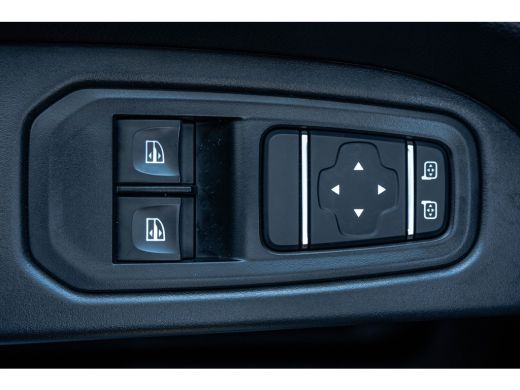 Renault Trafic 2.0dCi 130 L2H1 Advance | 130PK | Digital display | LED | Cruise | Apple Carplay | Trekhaak ActivLease financial lease