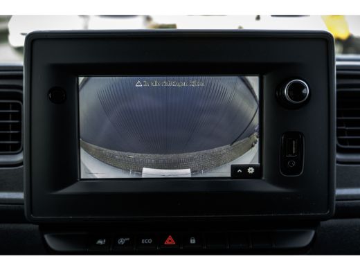 Renault Trafic 2.3dCi 145PK Bakwagen met deuren | LED | Camera | Navi | Airco ActivLease financial lease