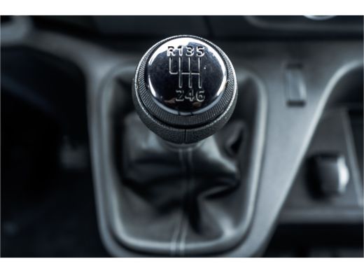 Renault Trafic 2.3dCi 145PK Bakwagen met deuren | LED | Camera | Navi | Airco ActivLease financial lease