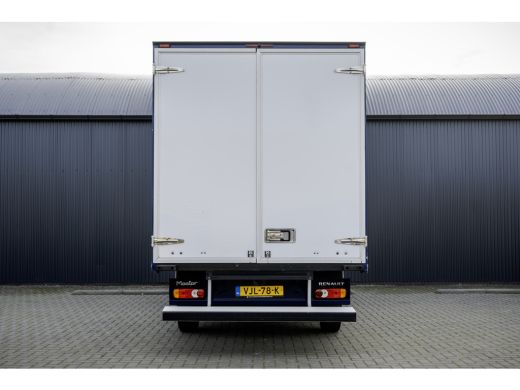 Renault Trafic 2.3dCi 145PK Bakwagen met deuren | LED | Camera | Navi | Airco ActivLease financial lease