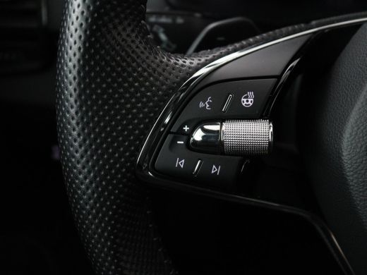 Skoda Karoq 1.5 TSI Sportline | Trekhaak | Stoelverwarming | Virtual Cockpit | Stuurverwarming | Carplay | Sp... ActivLease financial lease