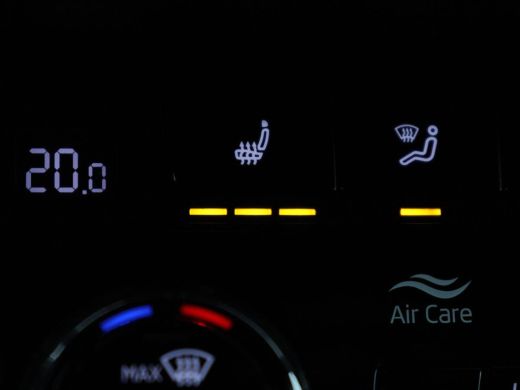 Skoda Karoq 1.5 TSI Sportline | Trekhaak | Stoelverwarming | Virtual Cockpit | Stuurverwarming | Carplay | Sp... ActivLease financial lease