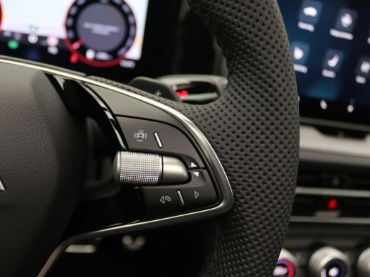 Skoda Kodiaq 1.5 TSI MHEV Sportline Business 7p 150PK DSG Pano-Schuifdak, Trekhaak, 360gr. Camera, 20" LM Velg... ActivLease financial lease