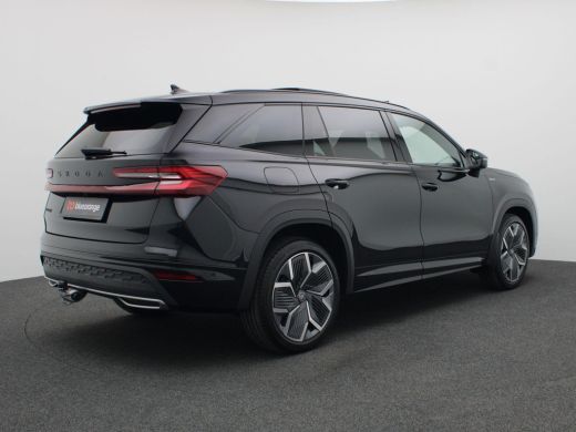 Skoda Kodiaq 1.5 TSI MHEV Sportline Business 7p 150PK DSG Pano-Schuifdak, Trekhaak, 360gr. Camera, 20" LM Velg... ActivLease financial lease