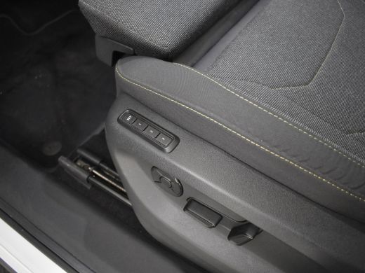 Skoda Kodiaq 1.5 TSI PHEV Business Edition 204 PK DSG/AUTO | Trekhaak uitklapbaar | Navigatie full map | stoel... ActivLease financial lease