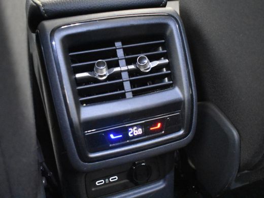 Skoda Kodiaq 1.5 TSI PHEV Business Edition 204 PK DSG/AUTO | Trekhaak uitklapbaar | Navigatie full map | stoel... ActivLease financial lease