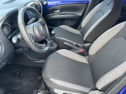 Toyota Aygo 1.0 VVT-i MT Play | Carplay | Airconditioning | Parkeercamera | Adaptive cruise control | ActivLease financial lease