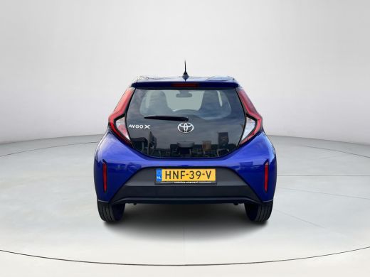 Toyota Aygo 1.0 VVT-i MT Play | Carplay | Airconditioning | Parkeercamera | Adaptive cruise control | ActivLease financial lease