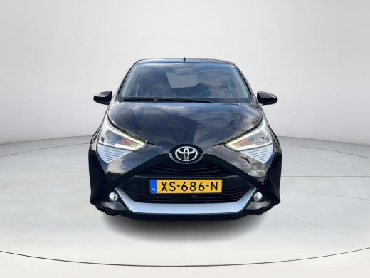Toyota Aygo 1.0 VVT-i x-joy | Carplay | Licht metalen velgen | Automatische airco | Parkeercamera | ActivLease financial lease