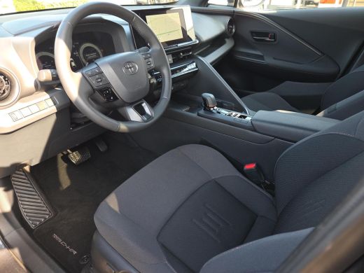 Toyota C-HR 2.0 Plug-in Hybrid 220 Dynamic | Apple CarPlay | Stuur verwarming | Blindspot | Rijklaar incl. ga... ActivLease financial lease