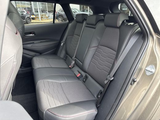 Toyota Corolla Touring Sports 2.0 Hybrid Executive | Navigatie | Apple CarPlay/Android auto | Achteruitrijcamera | Panoramadak ActivLease financial lease