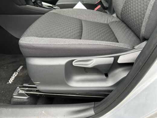 Toyota Yaris Cross 1.5 Hybrid 130 Dynamic Comfort Pack ActivLease financial lease