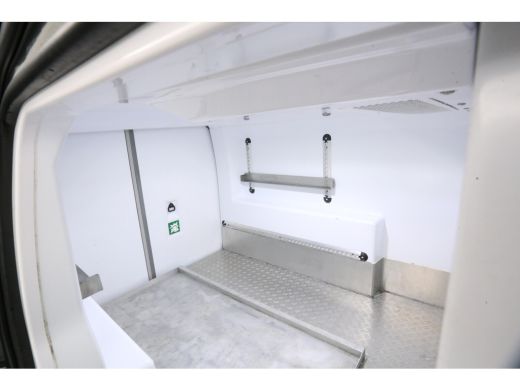 Volkswagen Caddy 1.5 TSI 114PK | Koelwagen 0&deg; | Benzine | Airco | Koelauto | Parkeersens. ActivLease financial lease