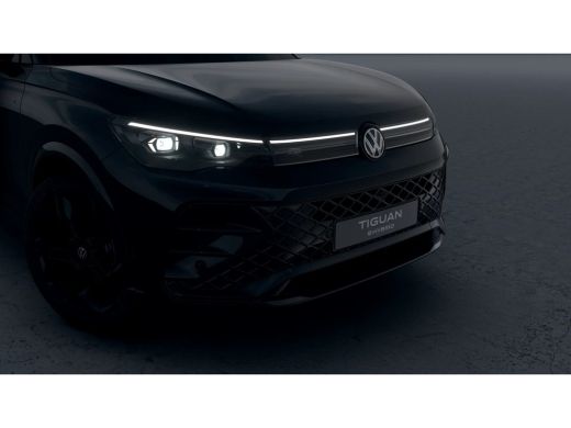 Volkswagen Tiguan R-Line Edition - eHybrid | 'App-Connect' draadloze smartphone integratie | Automatische afstandsr... ActivLease financial lease