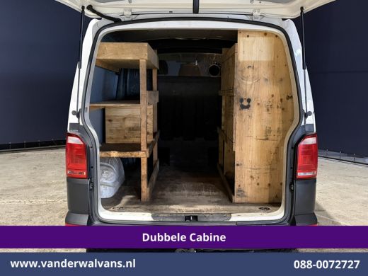 Volkswagen Transporter 2.0 TDI 150pk L2H1 Dubbele Cabine Euro6 Airco | 5-Zits | Navigatie | 2500kg Trekhaak | Apple Carp... ActivLease financial lease