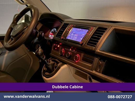 Volkswagen Transporter 2.0 TDI 150pk L2H1 Dubbele Cabine Euro6 Airco | 5-Zits | Navigatie | 2500kg Trekhaak | Apple Carp... ActivLease financial lease