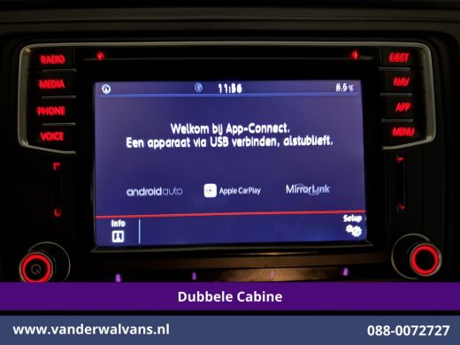Volkswagen Transporter 2.0 TDI 150pk L2H1 Dubbele Cabine Euro6 Airco | 5-Zits | Navigatie | 2500kg Trekhaak | Apple Carp... ActivLease financial lease