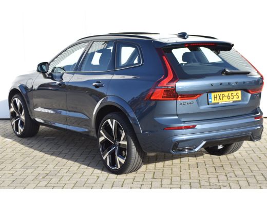 Volvo  XC60 2.0 T6 Plug-in hybrid AWD Ultra Black Edition | Nieuw Model! | B&W | Luchtvering | Panoramadak | ActivLease financial lease