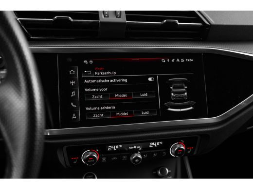 Audi Q3 45 TFSI e S line 245PK | Trekhaak | Panorama dak | Sonos Audio | Elek. stoel + Geheugen | Camera ... ActivLease financial lease