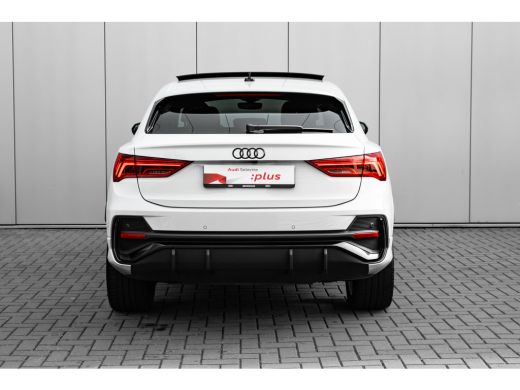 Audi Q3 45 TFSI e S line 245PK | Trekhaak | Panorama dak | Sonos Audio | Elek. stoel + Geheugen | Camera ... ActivLease financial lease