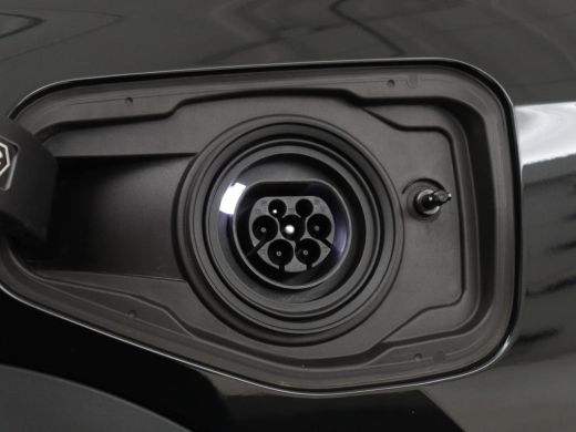 BMW X1 xDrive25e | Leder | Sportstoelen | Carplay | Adaptief LED | Keyless | Camera | Park Assist | Live... ActivLease financial lease