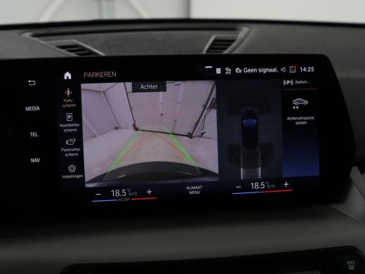 BMW X1 xDrive25e | Leder | Sportstoelen | Carplay | Adaptief LED | Keyless | Camera | Park Assist | Live... ActivLease financial lease