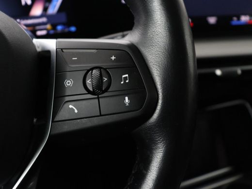 BMW X1 xDrive25e | Leder | Sportstoelen | Carplay | Adaptief LED | Keyless | Camera | Park Assist | Live... ActivLease financial lease