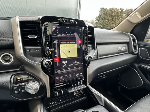 Dodge Ram 1500 1500 5.7 V8 LARAMIE / LPG / TREKHAAK 3.5T / ADAPTIVE CRUISE / CAMERA / PANO / 12 INCH SCREEN / DE... ActivLease financial lease