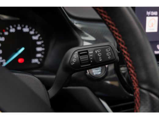 Ford Fiesta 1.0 EcoBoost ST-Line | Elektrisch panorama-dak | Camera | Adap cruise | Apple Carplay/Android Aut... ActivLease financial lease