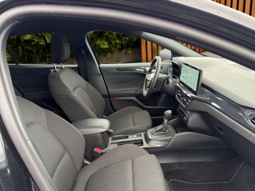 Ford Focus 1.0 EcoBoost Hybrid ST Line Automaat 155PK | Adaptive Cruise | Camera | Stuur/stoelverwarming ActivLease financial lease