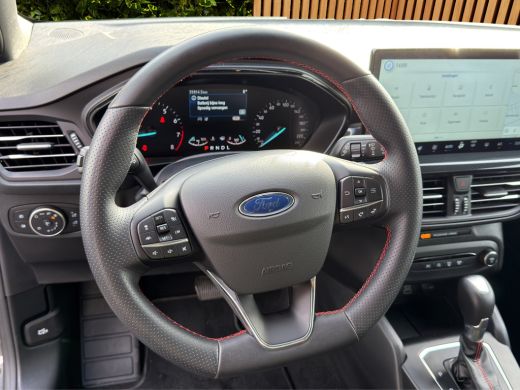 Ford Focus 1.0 EcoBoost Hybrid ST Line Automaat | Adaptive Cruise | Camera | Stuur/stoelverwarming ActivLease financial lease