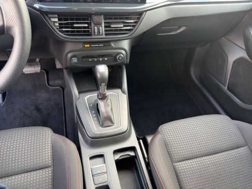 Ford Focus 1.0 EcoBoost Hybrid ST Line Automaat | Adaptive Cruise | Camera | Stuur/stoelverwarming ActivLease financial lease