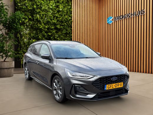 Ford Focus 1.0 EcoBoost Hybrid ST Line Automaat | Adaptive Cruise | Camera | Stuur/stoelverwarming ActivLease financial lease