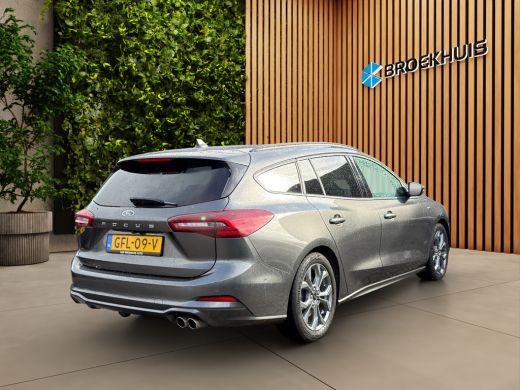 Ford Focus 1.0 EcoBoost Hybrid ST Line Automaat | Adaptive Cruise | Camera | Stuur/stoelverwarming ActivLease financial lease