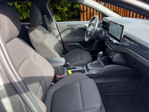 Ford Focus 1.0 EcoBoost Hybrid ST Line Automaat | Adaptive Cruise | Camera | Stuur/stoelverwarming ActivLease financial lease