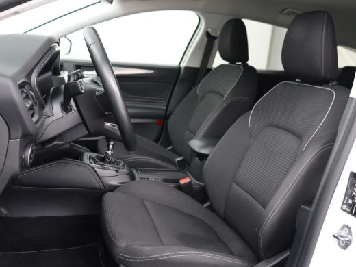 Ford Focus 1.0 EcoBoost Hybrid Titanium X | Stoelverwarming | Camera | Carplay | Digital Cockpit | Stuurverw... ActivLease financial lease