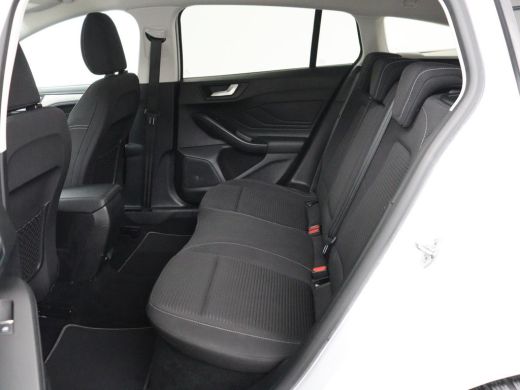 Ford Focus 1.0 EcoBoost Hybrid Titanium X | Stoelverwarming | Camera | Carplay | Digital Cockpit | Stuurverw... ActivLease financial lease