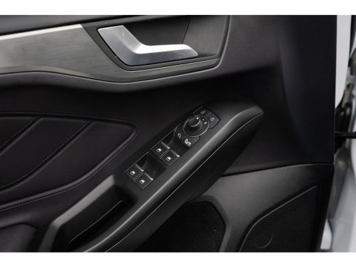 Ford Focus 1.0 EcoBoost Titanium X Business | Camera | Apple Carplay/Android Auto | Keyless | Navigatie | Li... ActivLease financial lease