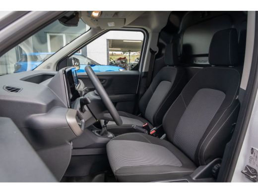 Ford Transit Courier 1.0 EcoBoost Trend | Apple Carplay/Android Auto | Parkeersensoren | Cruise control | Airco | Airc... ActivLease financial lease