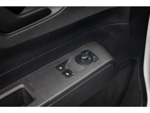 Ford Transit Courier 1.0 EcoBoost Trend | Apple Carplay/Android Auto | Parkeersensoren | Cruise control | Airco | Airc... ActivLease financial lease