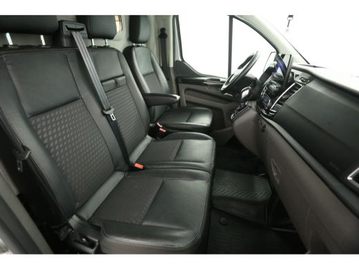 Ford Transit Custom 2.0 TDCI L1H1 170PK Sport | Aut. | Airco | Camera | Adap. Cruise | Carplay | 3 Zits | Trekh. | St... ActivLease financial lease