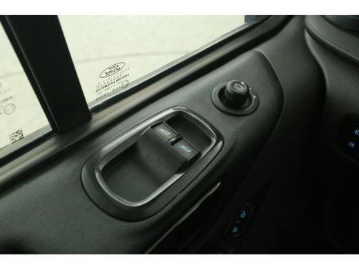 Ford Transit Custom 2.0 TDCI L1H1 170PK Sport | Aut. | Airco | Camera | Adap. Cruise | Carplay | 3 Zits | Trekh. | St... ActivLease financial lease