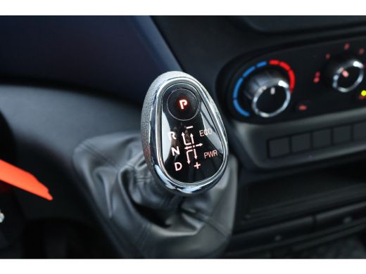 Iveco Daily 35C14 Automaat Hi-matic Bakwagen met Laadklep ActivLease financial lease