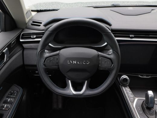 Lynk & Co 01 1.5 PHEV 262 Pk Automaat | 360&deg; Camera | Stoelverwarming | Panorama Dak | Full LED | Keyless | 20... ActivLease financial lease