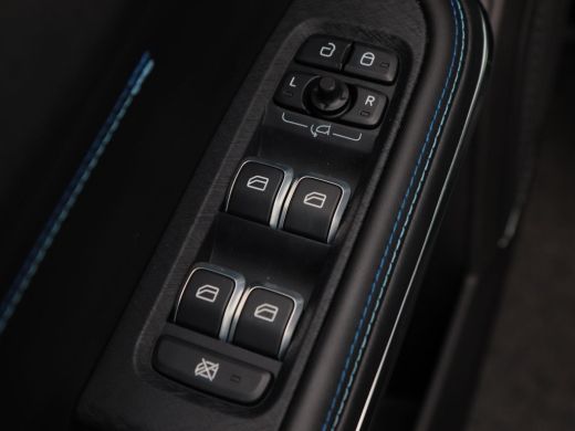 Lynk & Co 01 1.5 PHEV 262 Pk Automaat | 360&deg; Camera | Stoelverwarming | Panorama Dak | Full LED | Keyless | 20... ActivLease financial lease