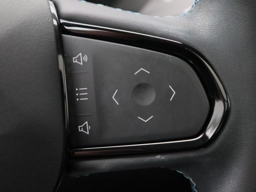 Lynk & Co 01 1.5 PHEV 262 Pk Automaat | 360&deg; Camera | Stoelverwarming | Panorama Dak | Full LED | Keyless | 20... ActivLease financial lease