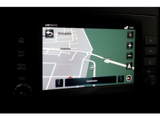 Mercedes-Benz Vito 114 CDI 136pk Compact 9G Automaat 2x Schuifdeur/LED/Camera/Inrichting 09-2022 ActivLease financial lease