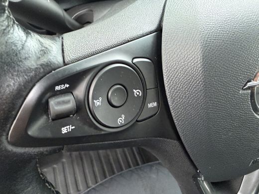 Opel Corsa 1.2 GS Line / Navigatie / Camera / Keyless / Parkeersensoren / LED / Carplay / 16'' LMV / ActivLease financial lease