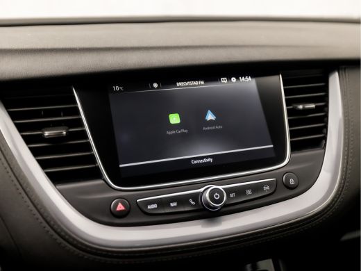 Opel Grandland X 1.2 Turbo Sport Automaat (APPLE CARPLAY, GROOT NAVI, LANE ASSIST, LEDER, CAMERA, LED KOPLAMPEN, S... ActivLease financial lease